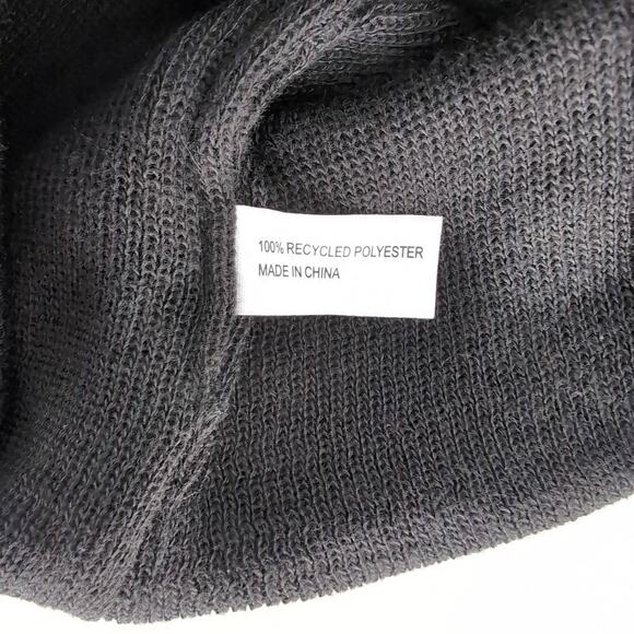 T-Mobile Reversible Unisex One Size Magenta & Black Knit Beanie Winter Hat - New - Picture 6 of 10